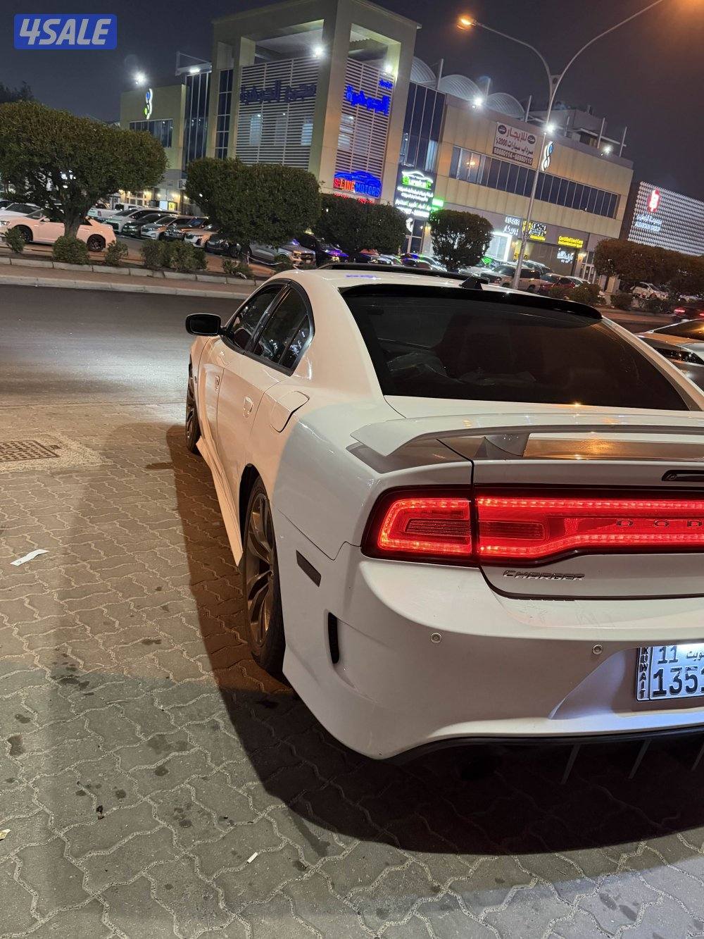 تشارجر SRT8  2013 اصلي تصريح اكزوز من الوكالة مختوم من المرور نظيييييف6