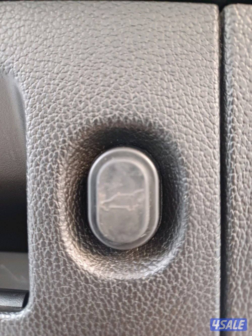 للبيع تاهو RST /201813