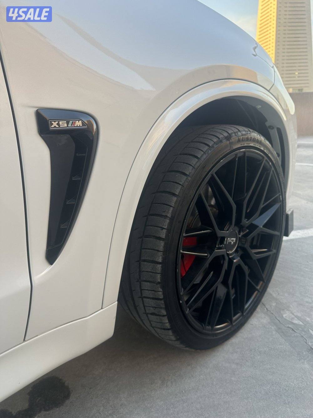 X5 M  Sport package v8 engine twin turbo M power interior12