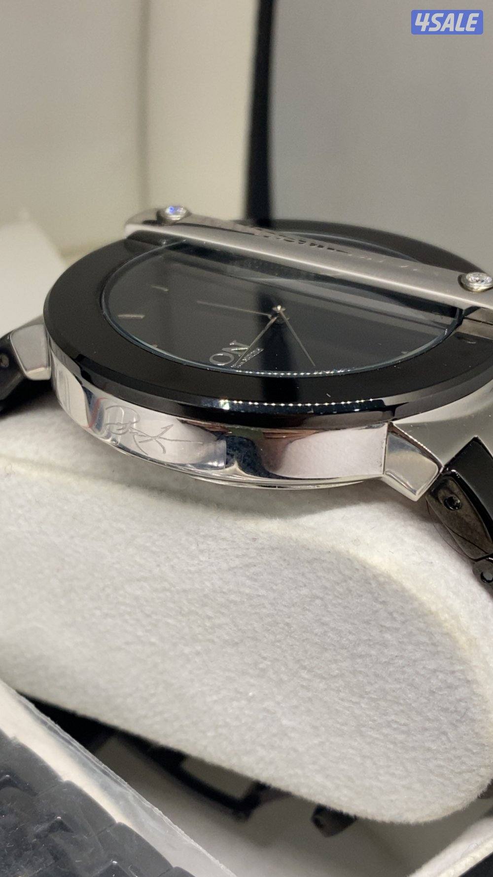 ساعة ليون رافائيل المميزة1