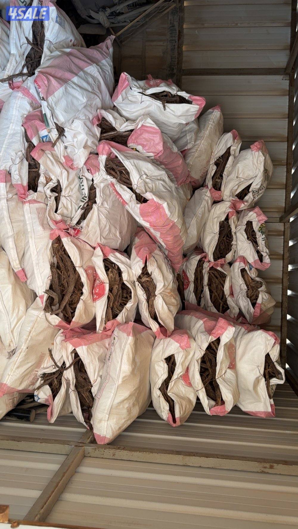 للبيع 100 خيشة رمث0