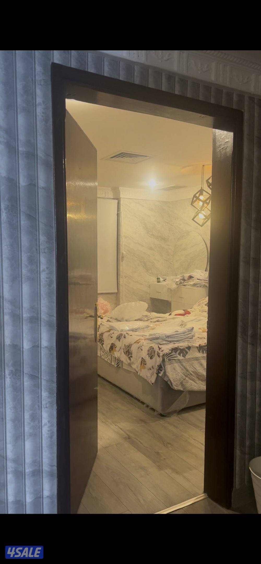 خلو شقه بسالمية معا اغراضها كامله علي البحر بشارع الابلاجات صف اول5