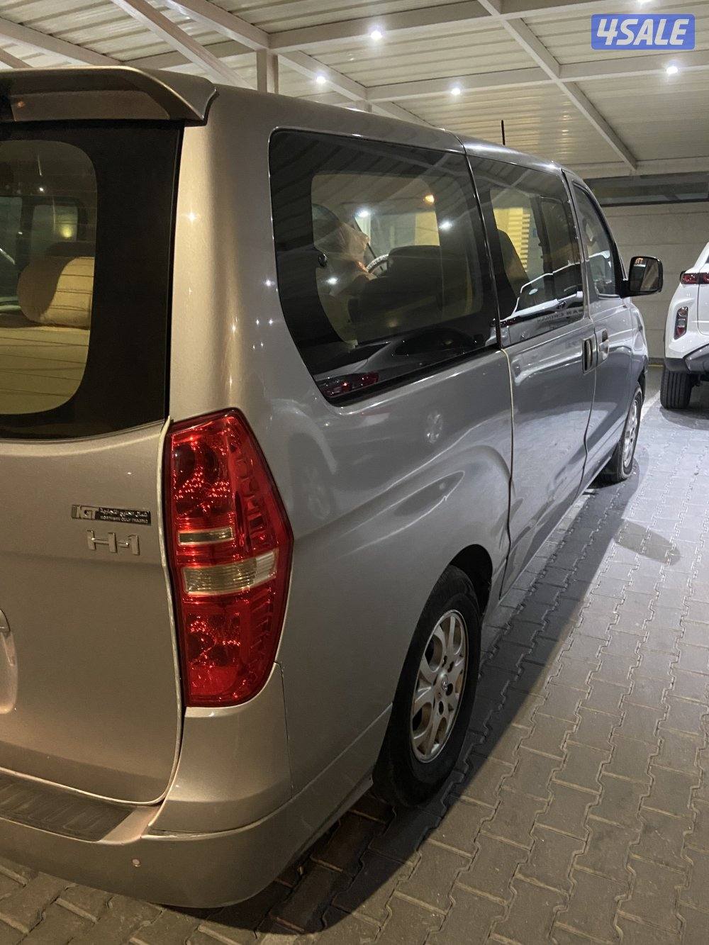 باص h1هيونداي10