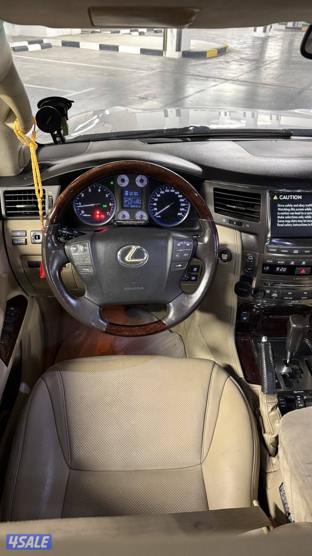 جيب لكزز مديل 2009 الدرجه الاوله4