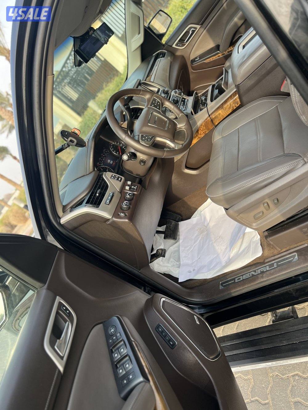 للبيع يوكن دينالى 2015 عداد 184 الف10