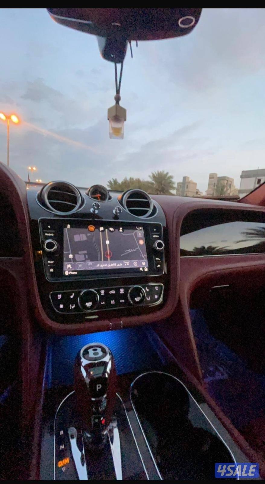 للبيع جيب بنتلي1