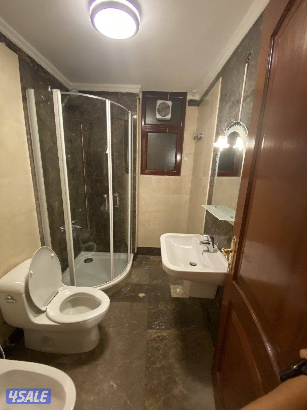 دور ساقط للإيجار2