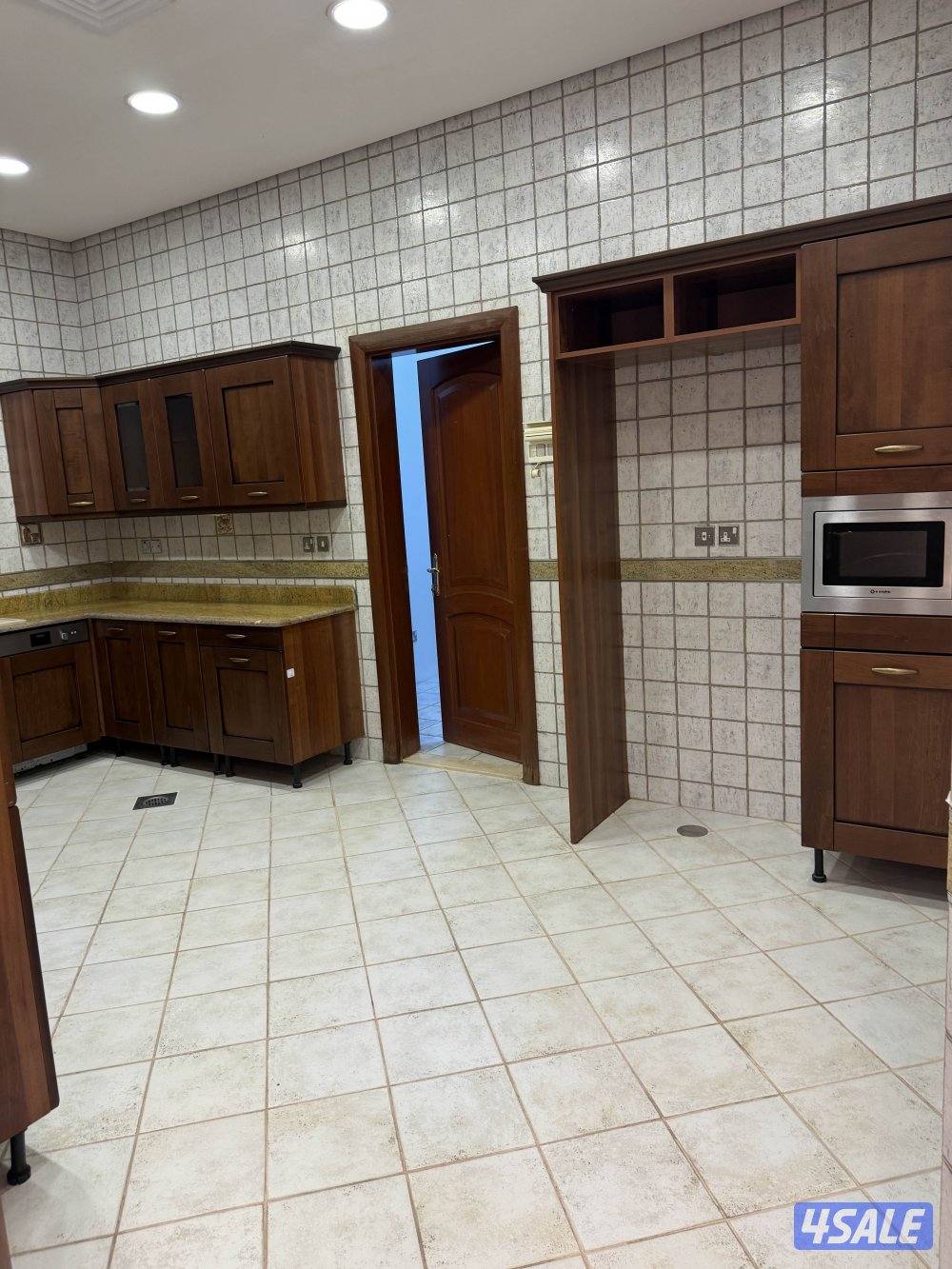 دور ساقط للإيجار9