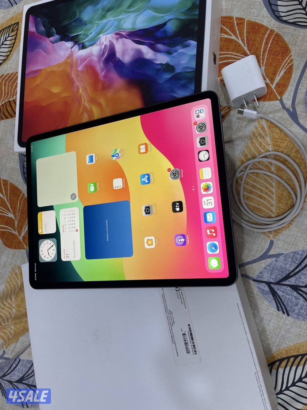 ايباد ابل برو 12.9 انش 128 قيقا الجيل الرابع نظيف جدا ولا زلغ3