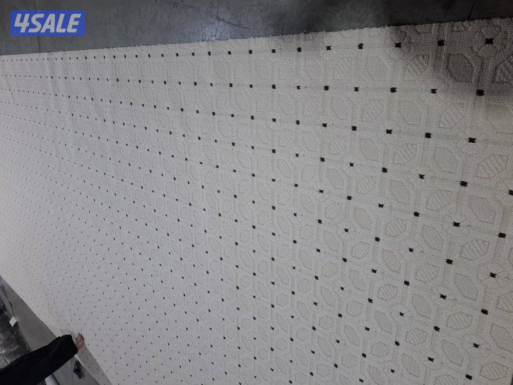 مخازن السجاد والباركية والثيل الصناعي0