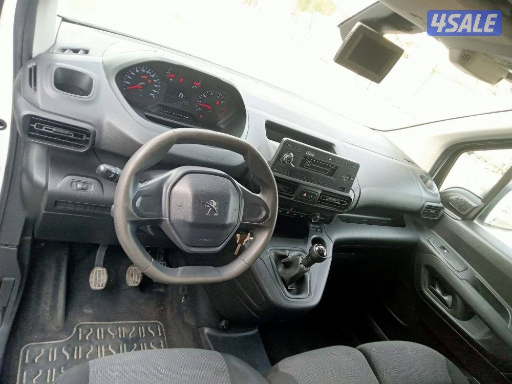 للبيع بيجو بارتنر موديل 20229