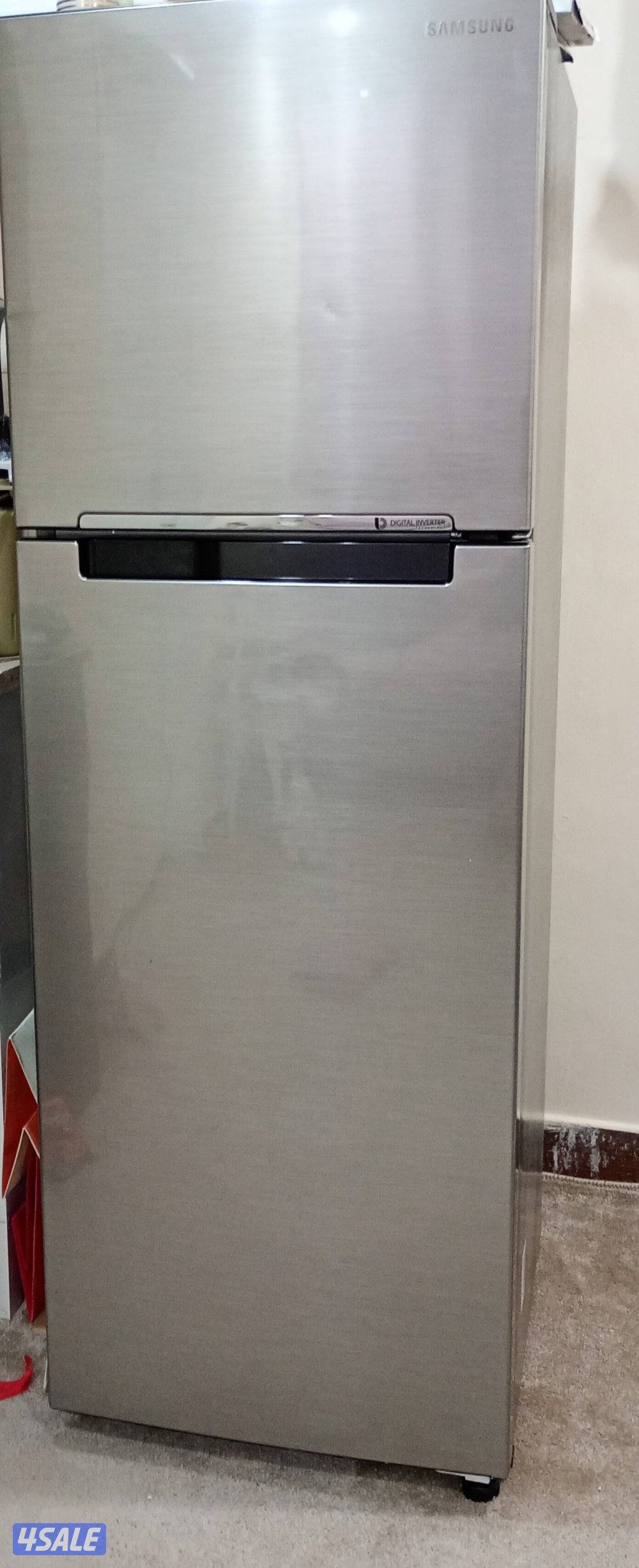 ثلاجة سامسونج بحالة ممتازة للبيع Samsung refrigerator in excellent co1