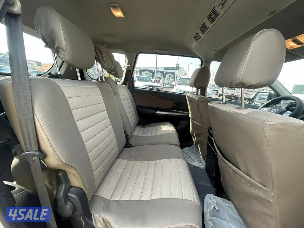 تويوتا افانزا موديل 2019 ماشى 38.000 K.m وارد الساير .صبغ قطعتين4