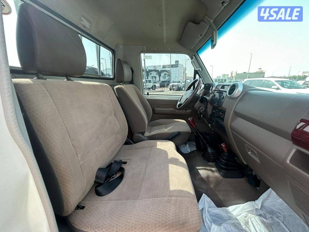 تويوتا لاند كروزر شاص LX .V6 موديل 2021 ماشى 145.000 k.m  وارد الساير7