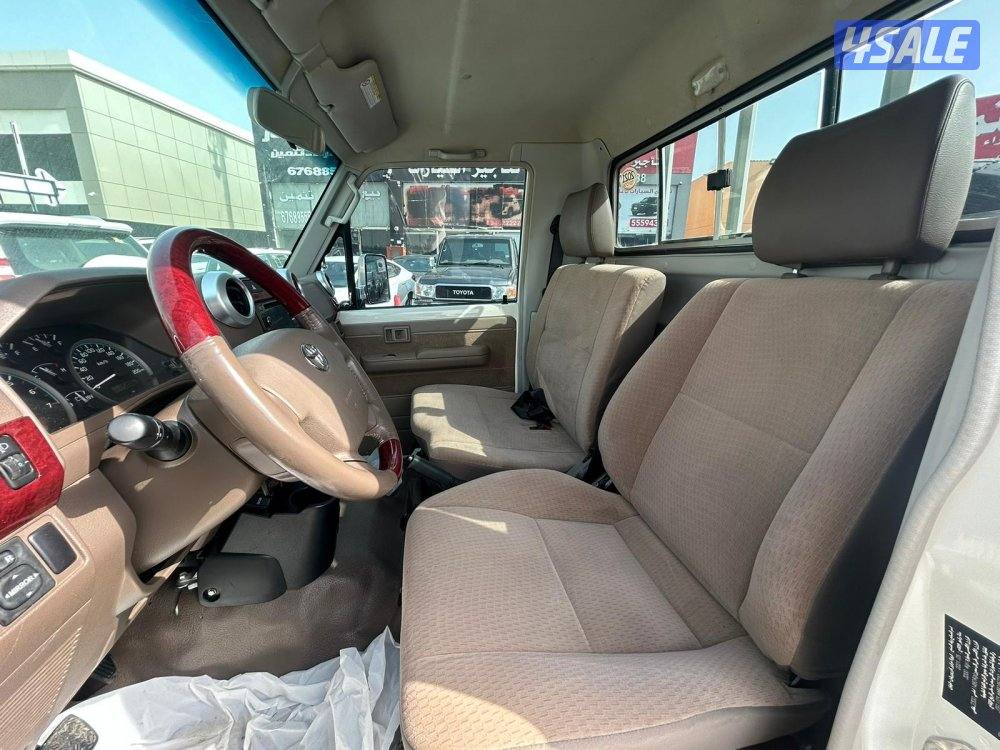 تويوتا لاند كروزر شاص LX .V6 موديل 2021 ماشى 145.000 k.m  وارد الساير6