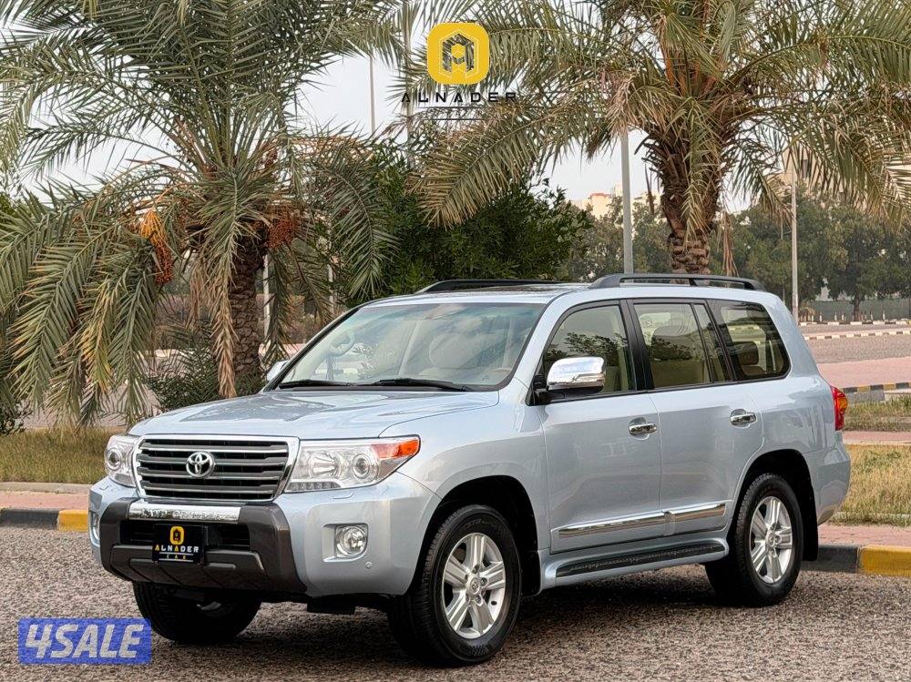 للبيع لاندكروزر GX_R V8 موديل 2013 وارد الساير0