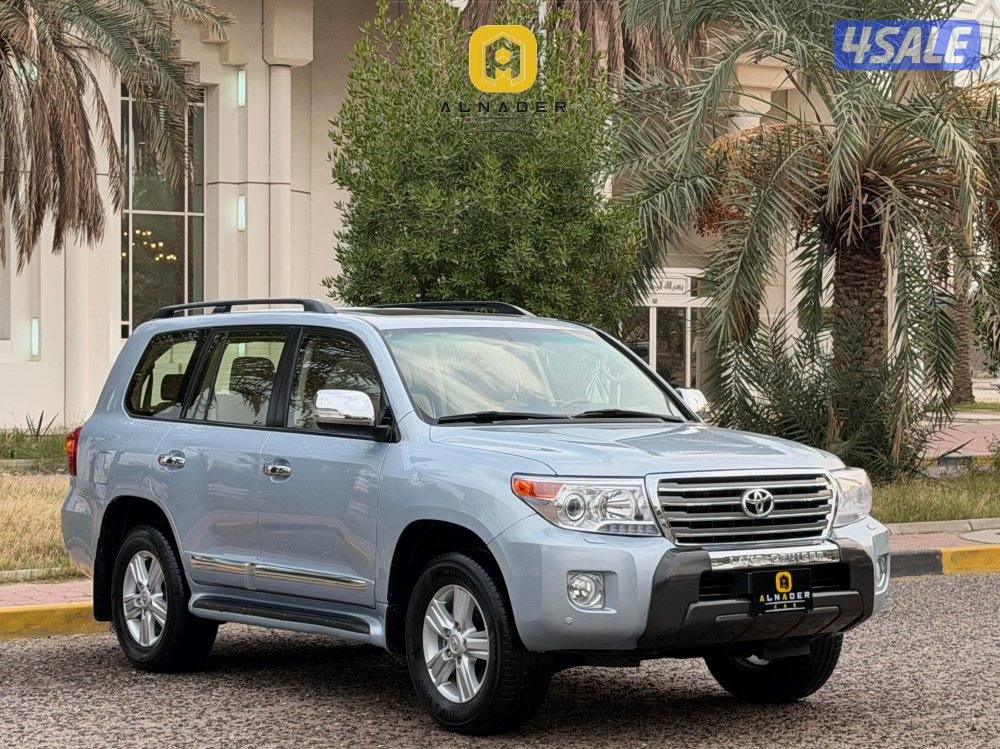 للبيع لاندكروزر GX_R V8 موديل 2013 وارد الساير2