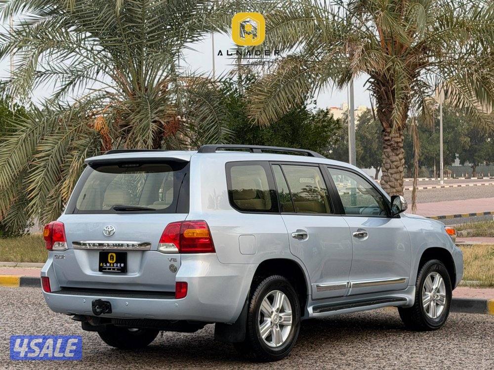 للبيع لاندكروزر GX_R V8 موديل 2013 وارد الساير3