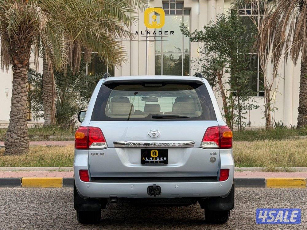 للبيع لاندكروزر GX_R V8 موديل 2013 وارد الساير4
