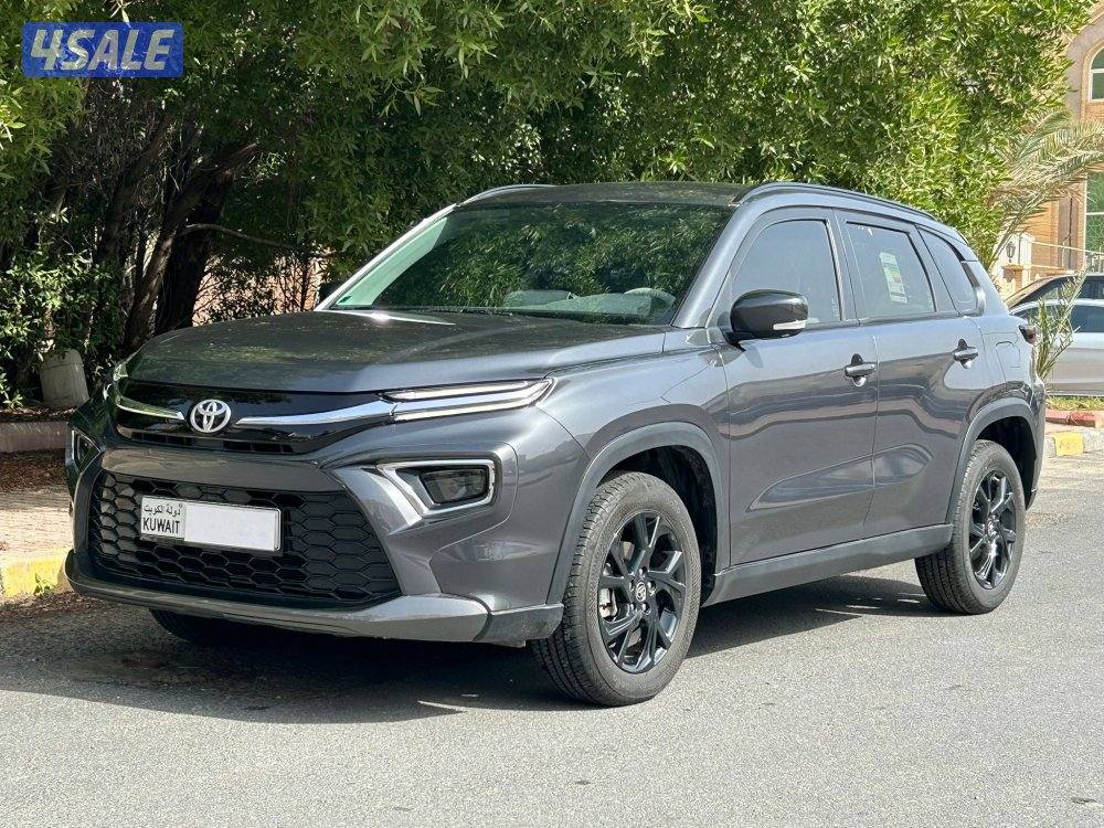 تويوتا اوربن موديل 2025 ماشي 11 الف تحت الكفالة مالك الاول1