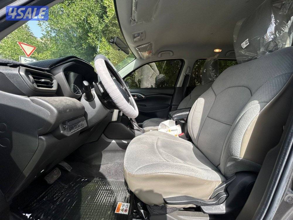 تويوتا اوربن موديل 2025 ماشي 11 الف تحت الكفالة مالك الاول9