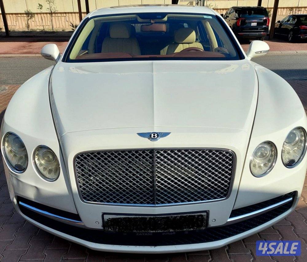 للبيع سيارة بنتلي صالون 20141