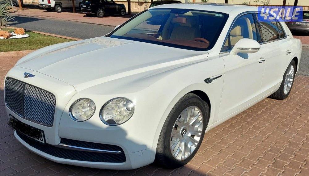 للبيع سيارة بنتلي صالون 20144