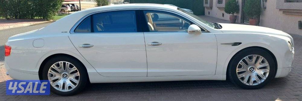 للبيع سيارة بنتلي صالون 20147