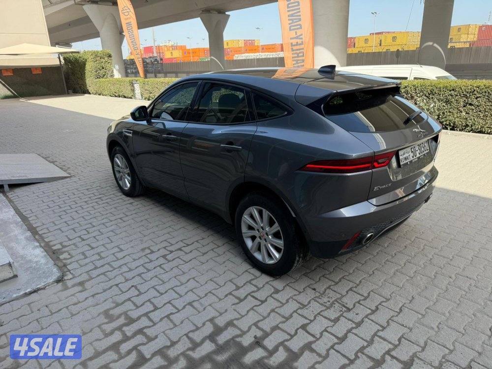 جاكوار E-PACE2