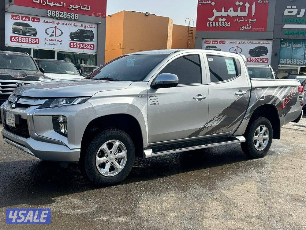 ميتسوبيشى L200 موديل 2022 ماشى 81.000 k.m  وارد الملا . صبغ وكالة8