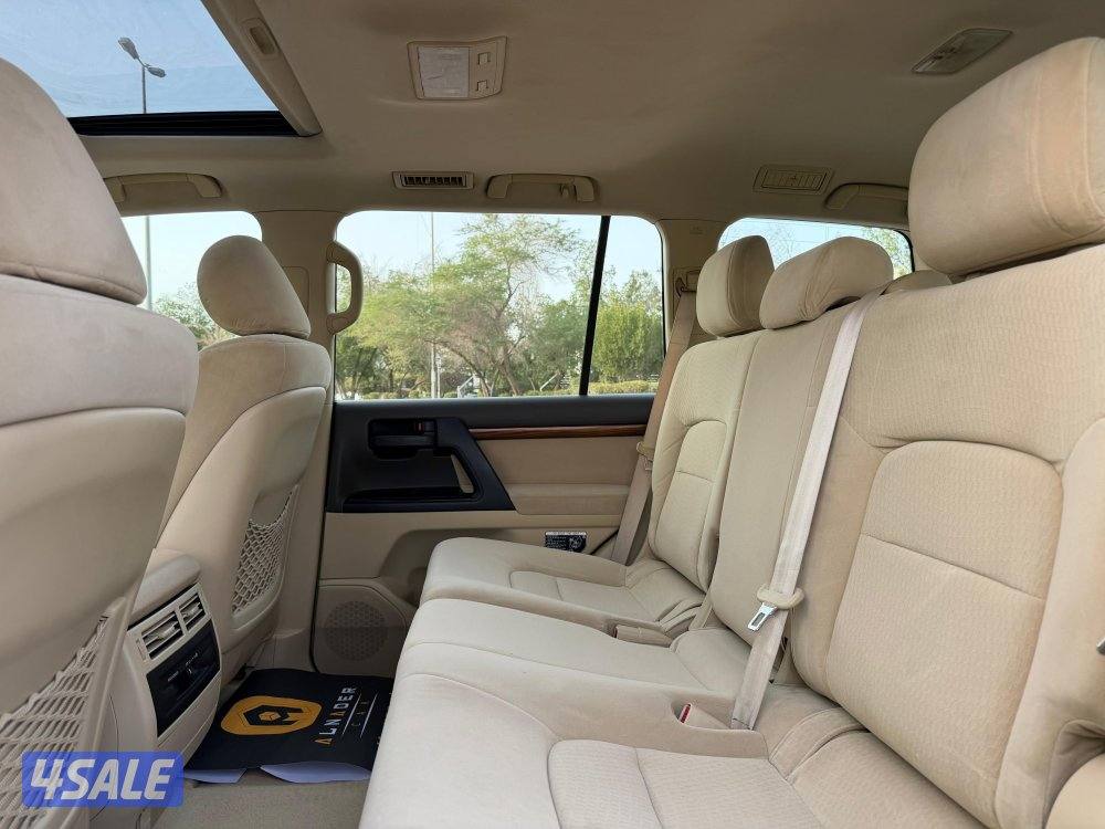 لاند كروزر GX-R V8 موديل 2016 وارد الساير13