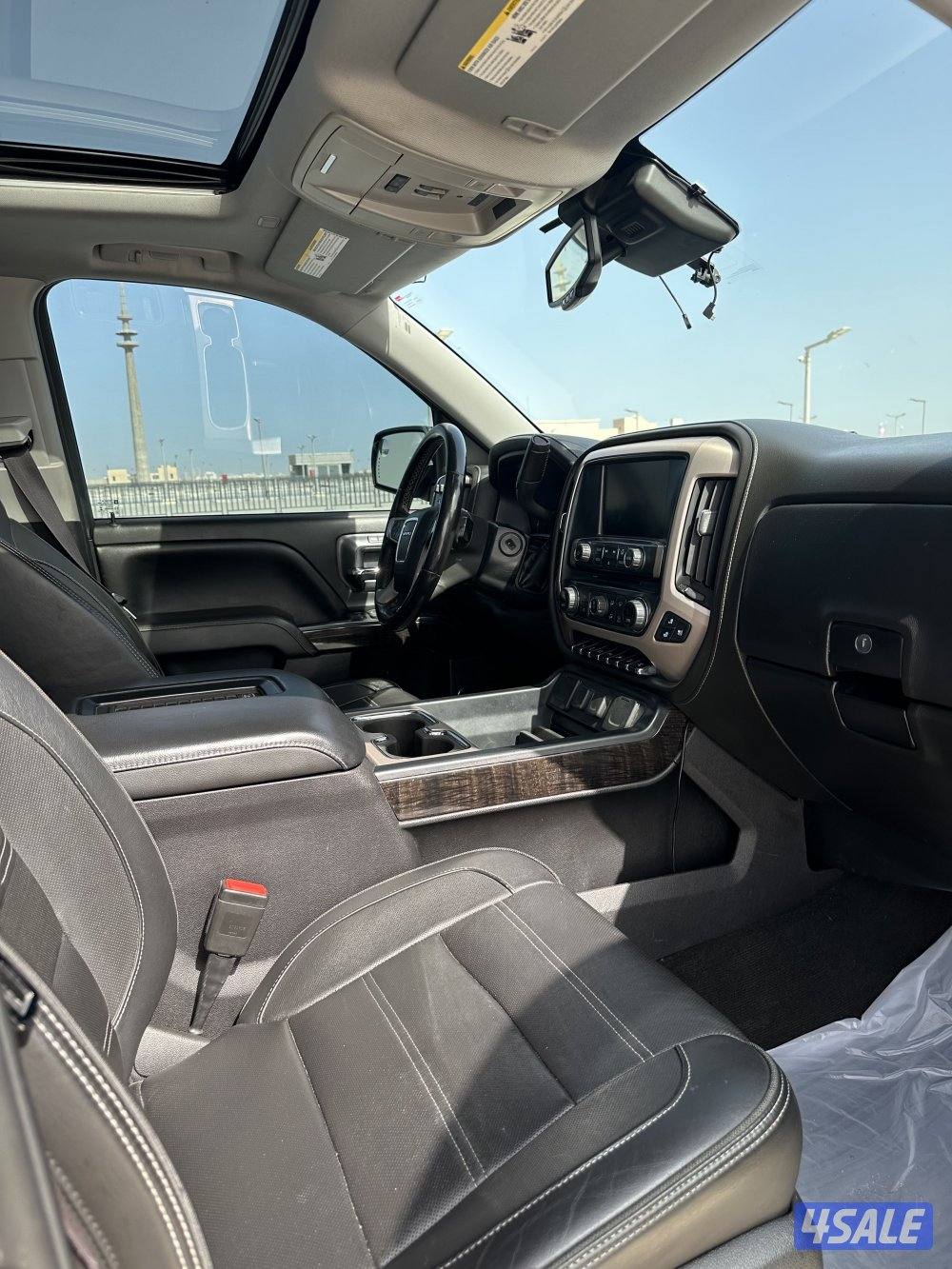 للبيع سييرا دينالي 20162