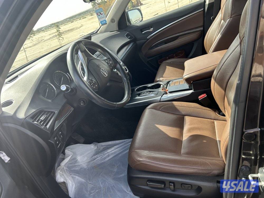 اكيورا 2018 MDX أعلي درجة عداد 75 الف سرفيس وكالة8