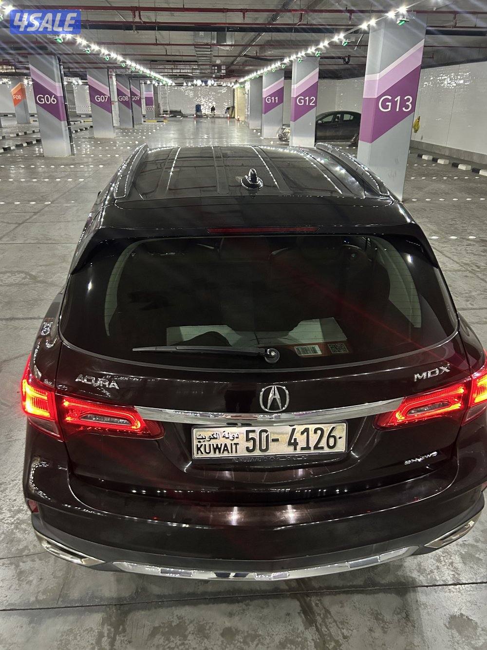 اكيورا 2018 MDX أعلي درجة عداد 75 الف سرفيس وكالة10