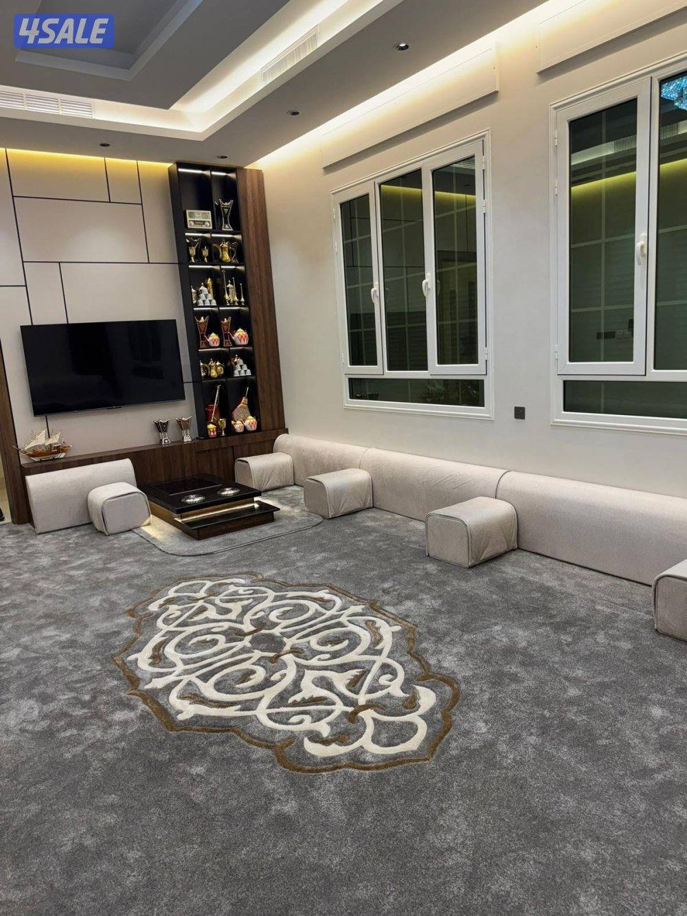 كل مايخص الديوانيات لدينا قنفات مساند بغلي وسعودي نكشات حفر يدوي سجاد1