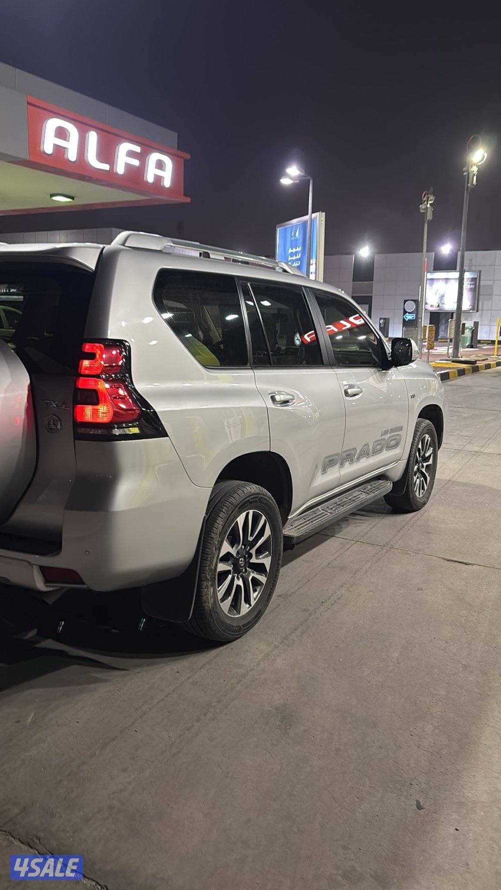 برادو TX.L ٢٠٢٢ الساير عداد ٩٨ ألف شرط الفحص صبغ وكاله كامل مواصفات1