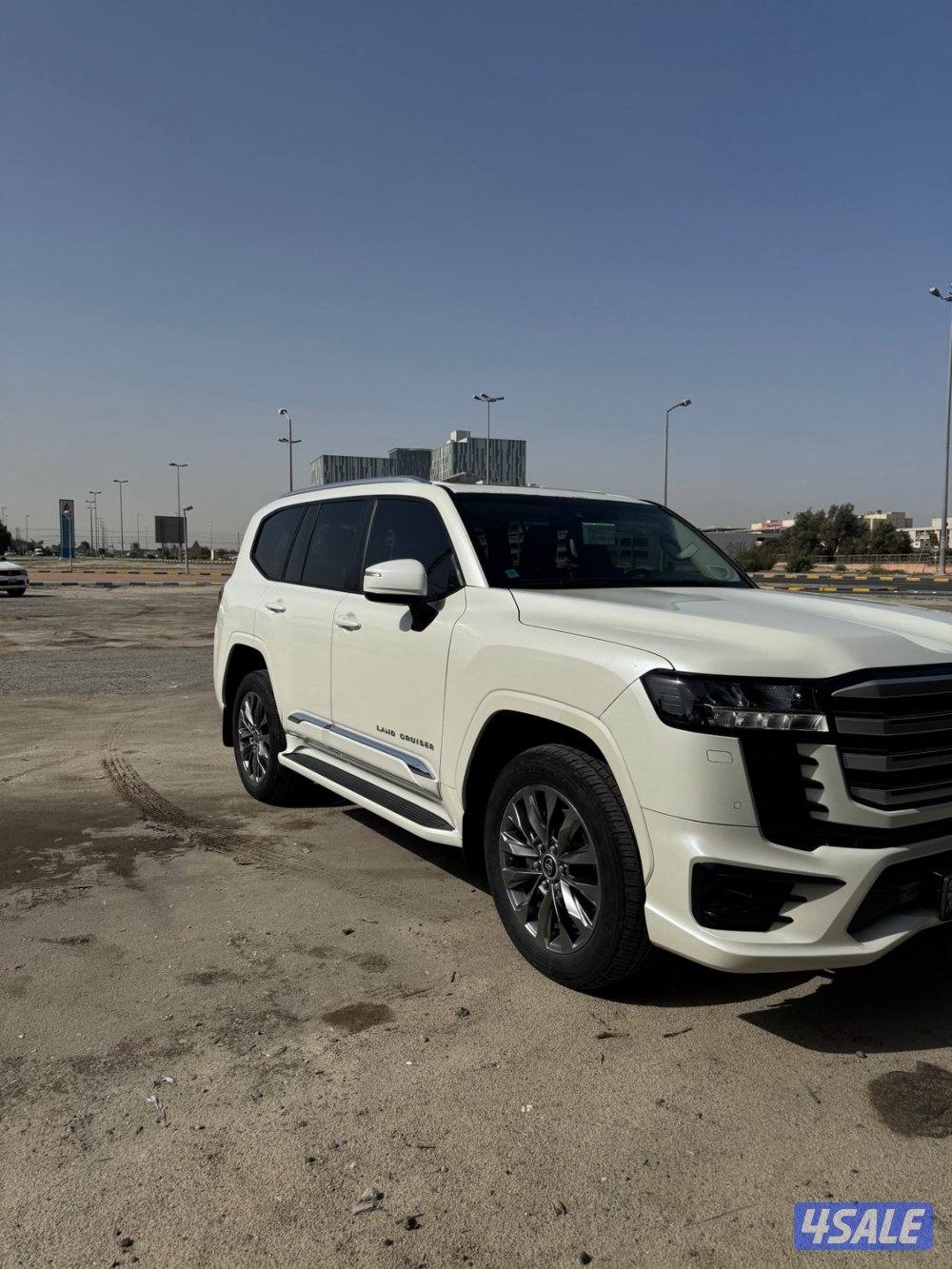 لاندكروزر 20241