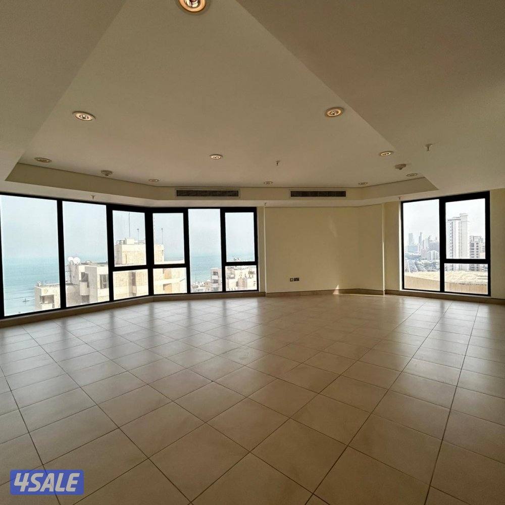 شقة إطلالة بحرية نصف مفروشة للإيجار في بنيد القار0