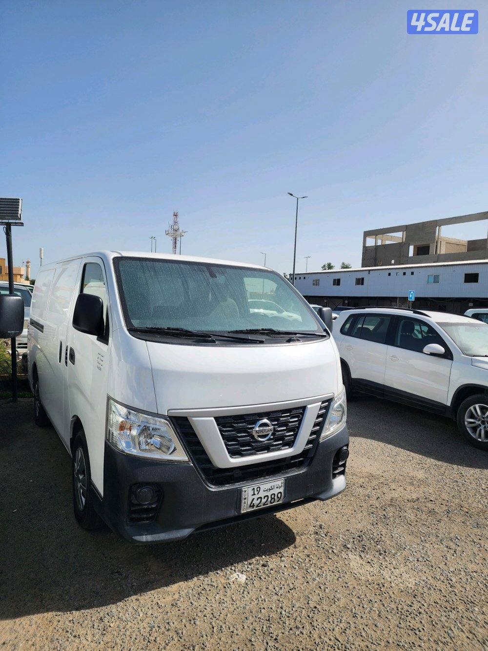 نيسان اورفان سقف عالي وثلاجة ومغلق6