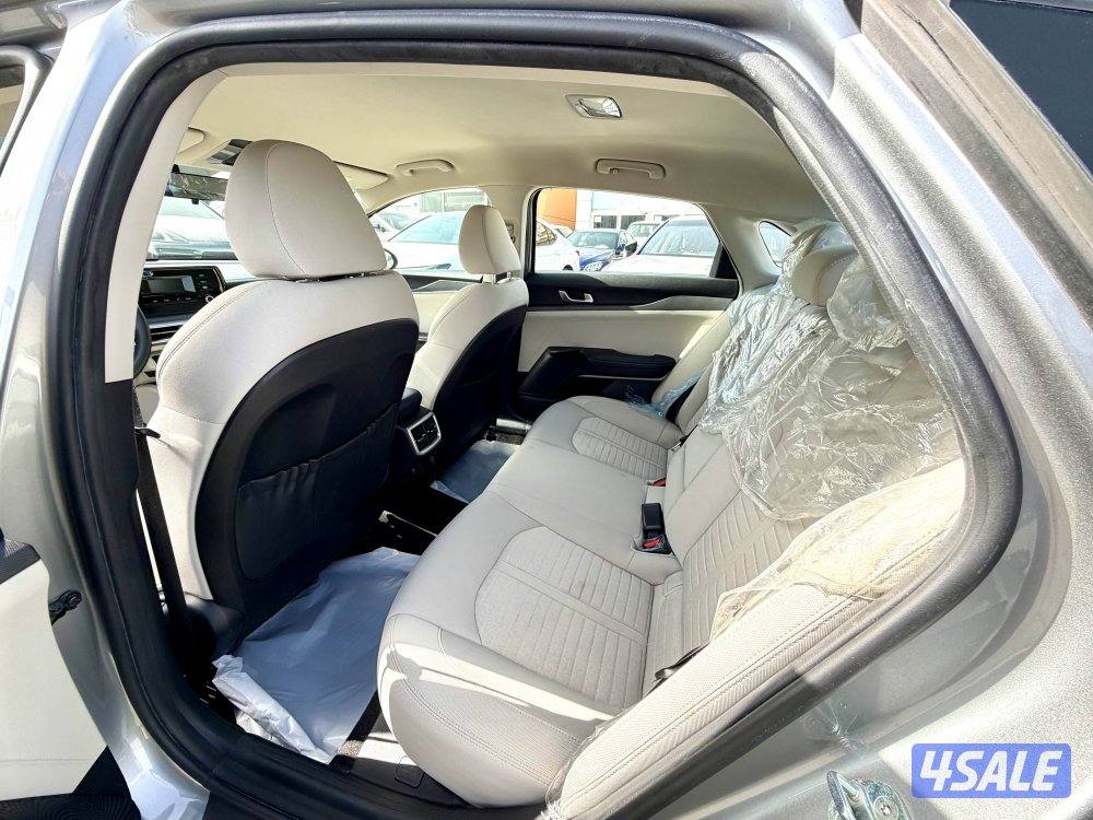 كيا ك5 وكالة الكويت 20229