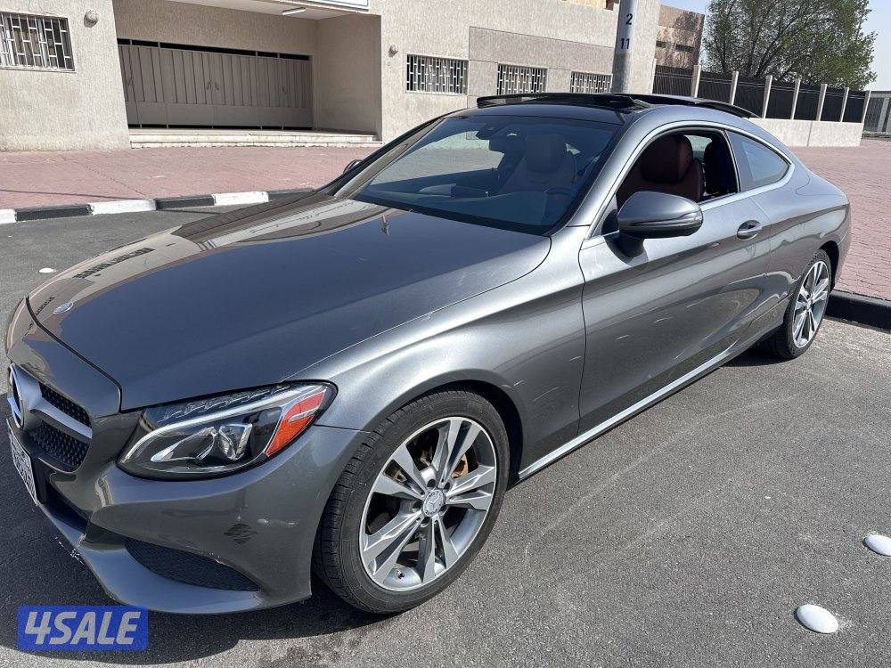 مرسيدس C300 كوبيه بحالة ممتازة عداد 65 الف فقط2