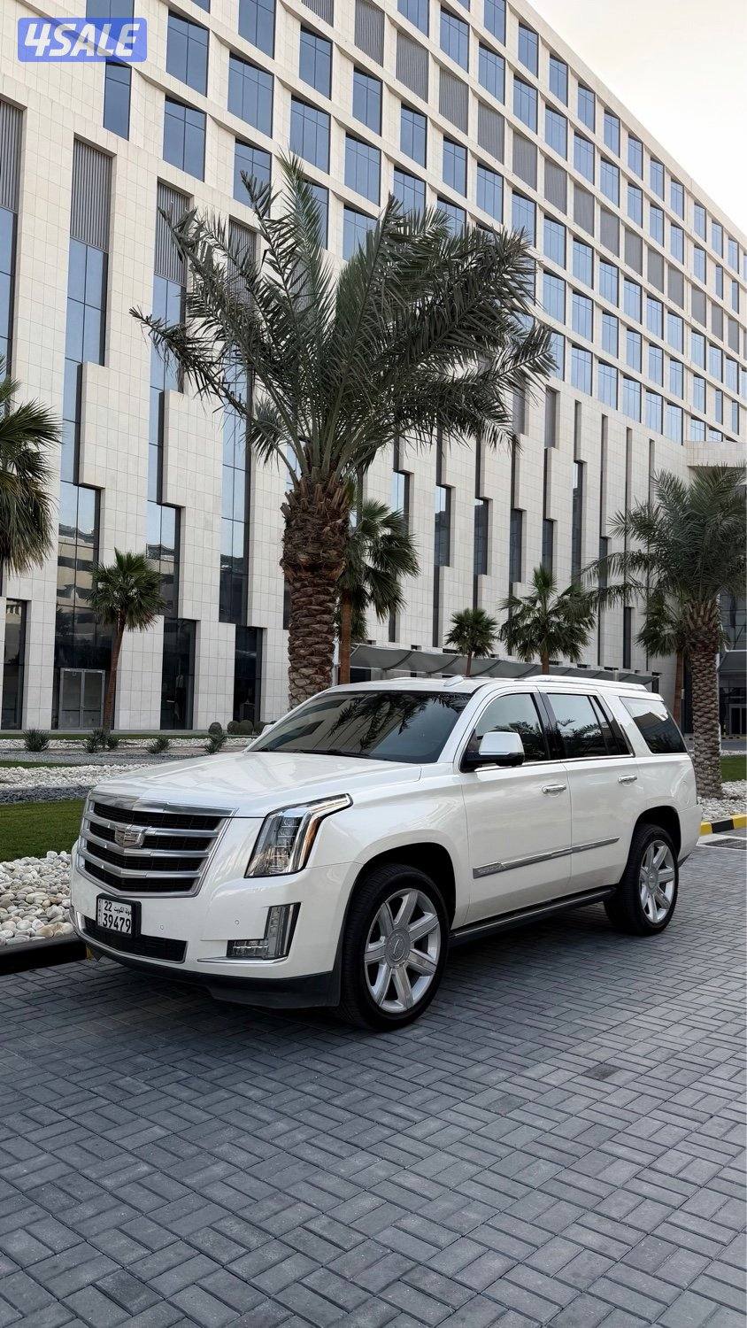 2015 cadillac escalade0