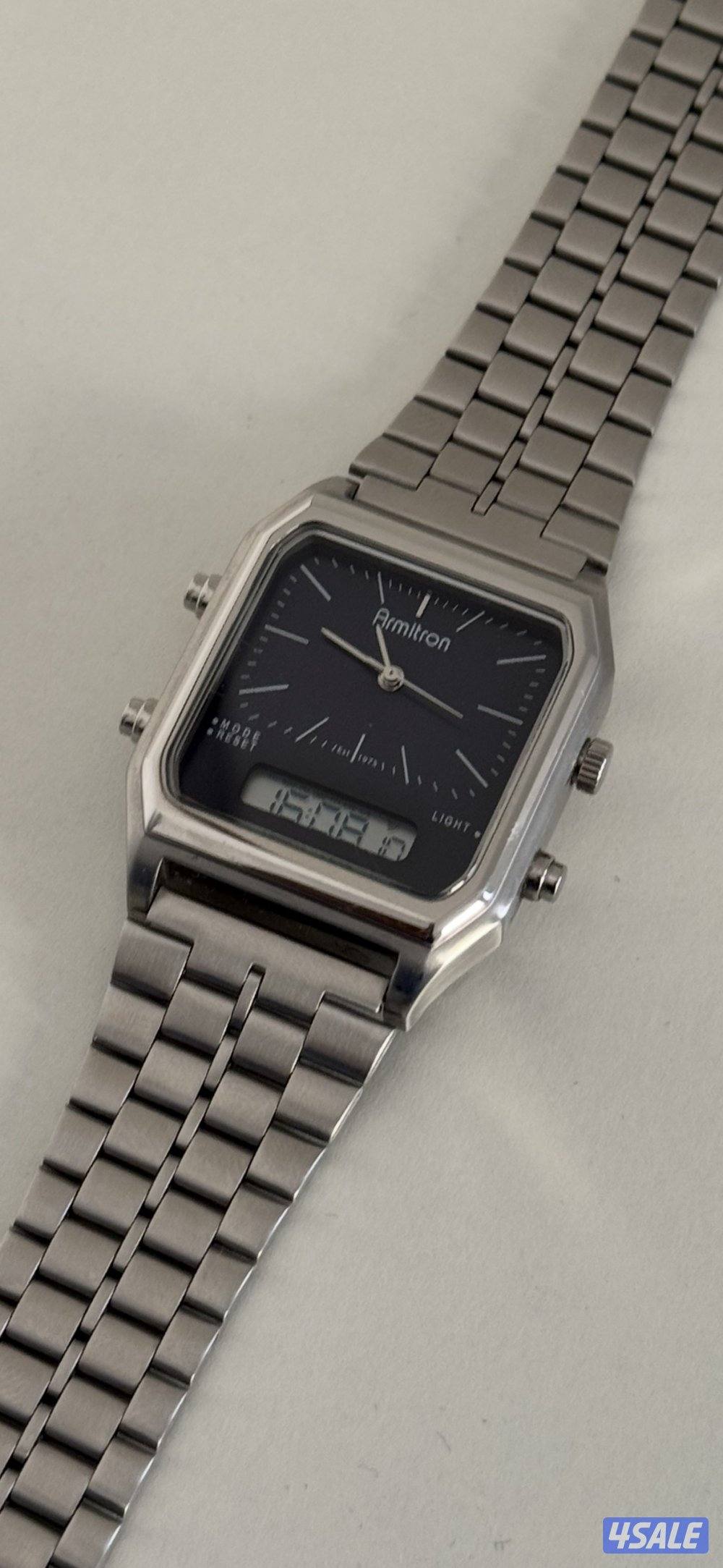للبيع ساعة Armitron0