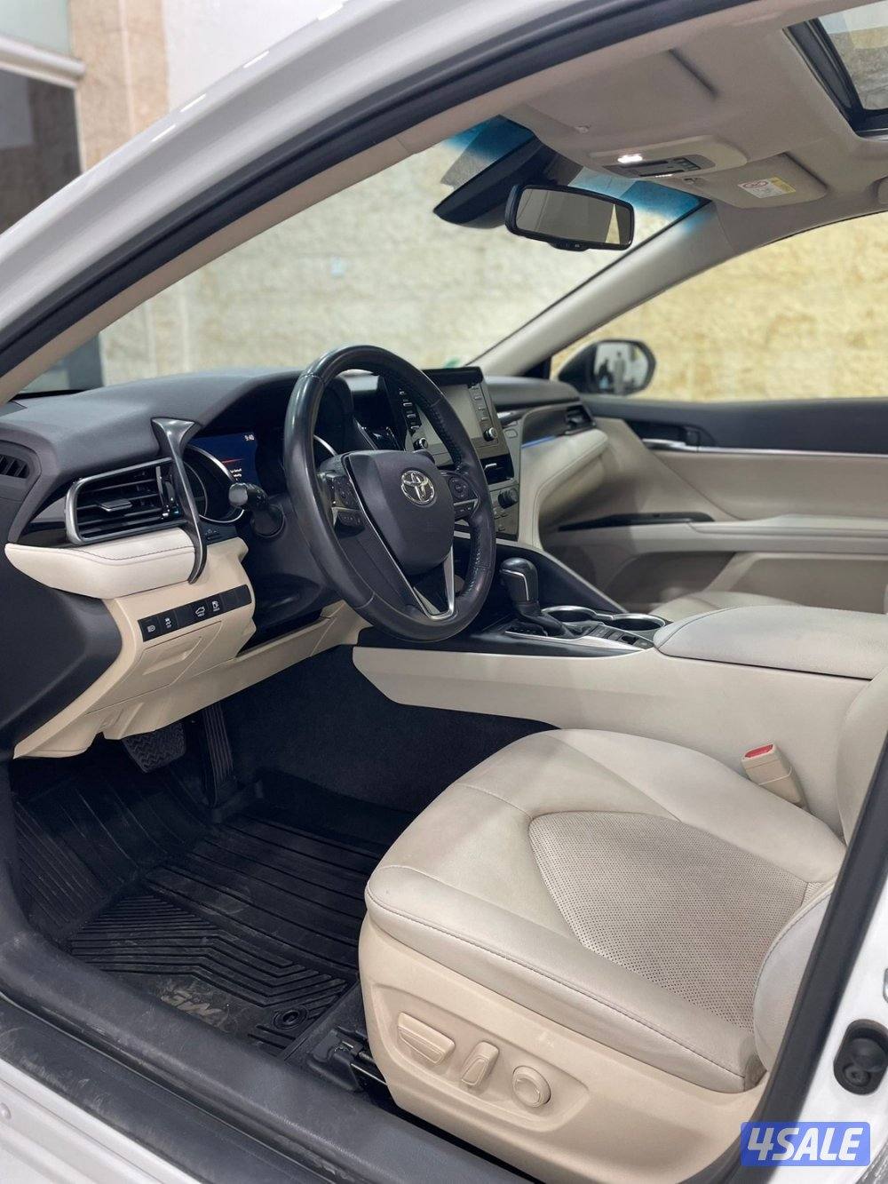 للبيع كامري ليمتد 2023 عداد 41 الف4