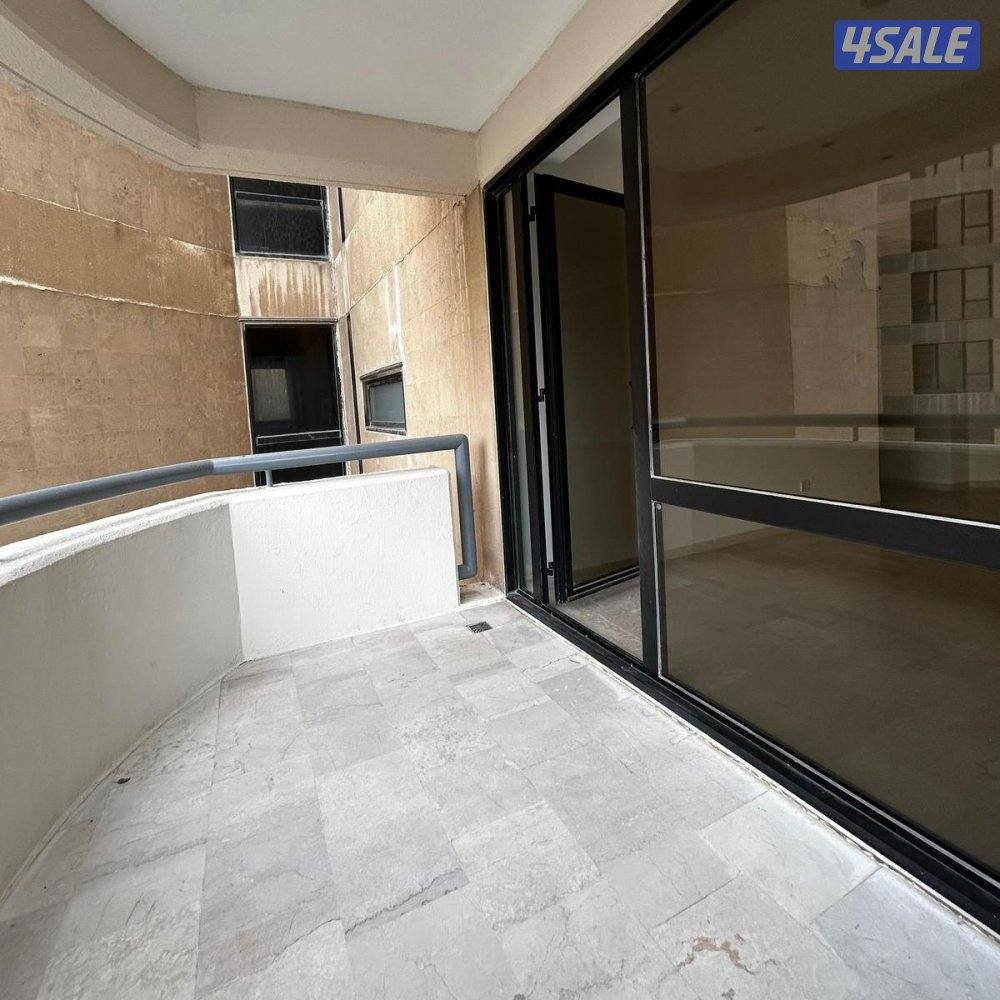 شقة نصف مفروشة للإيجار في بنيد القار2