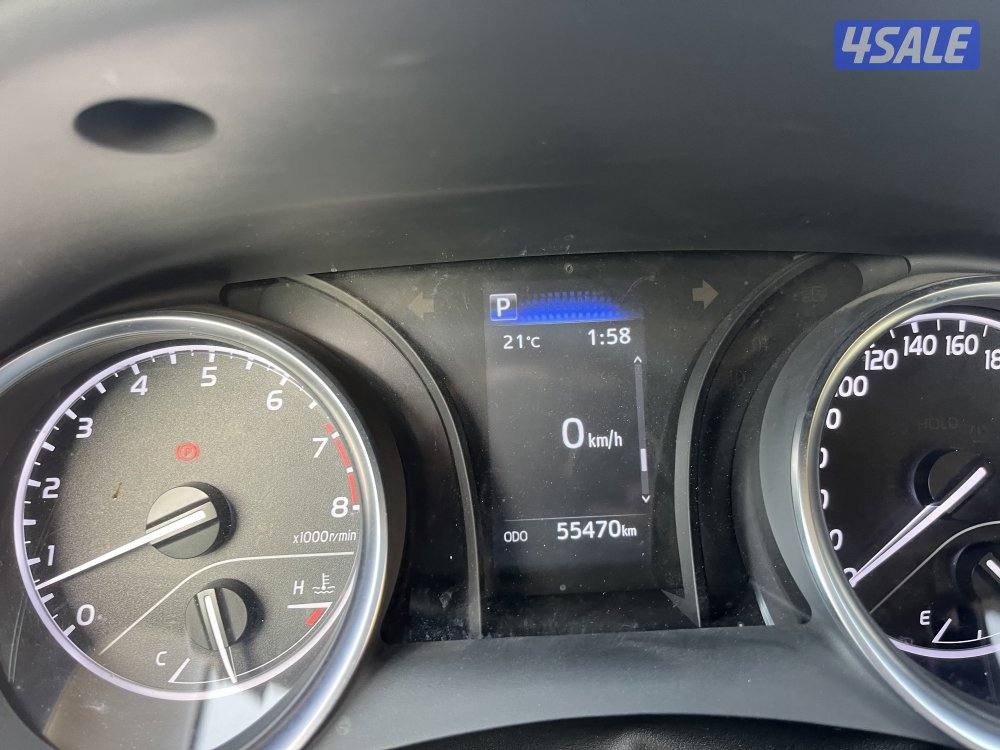 تويوتا كامري 20245