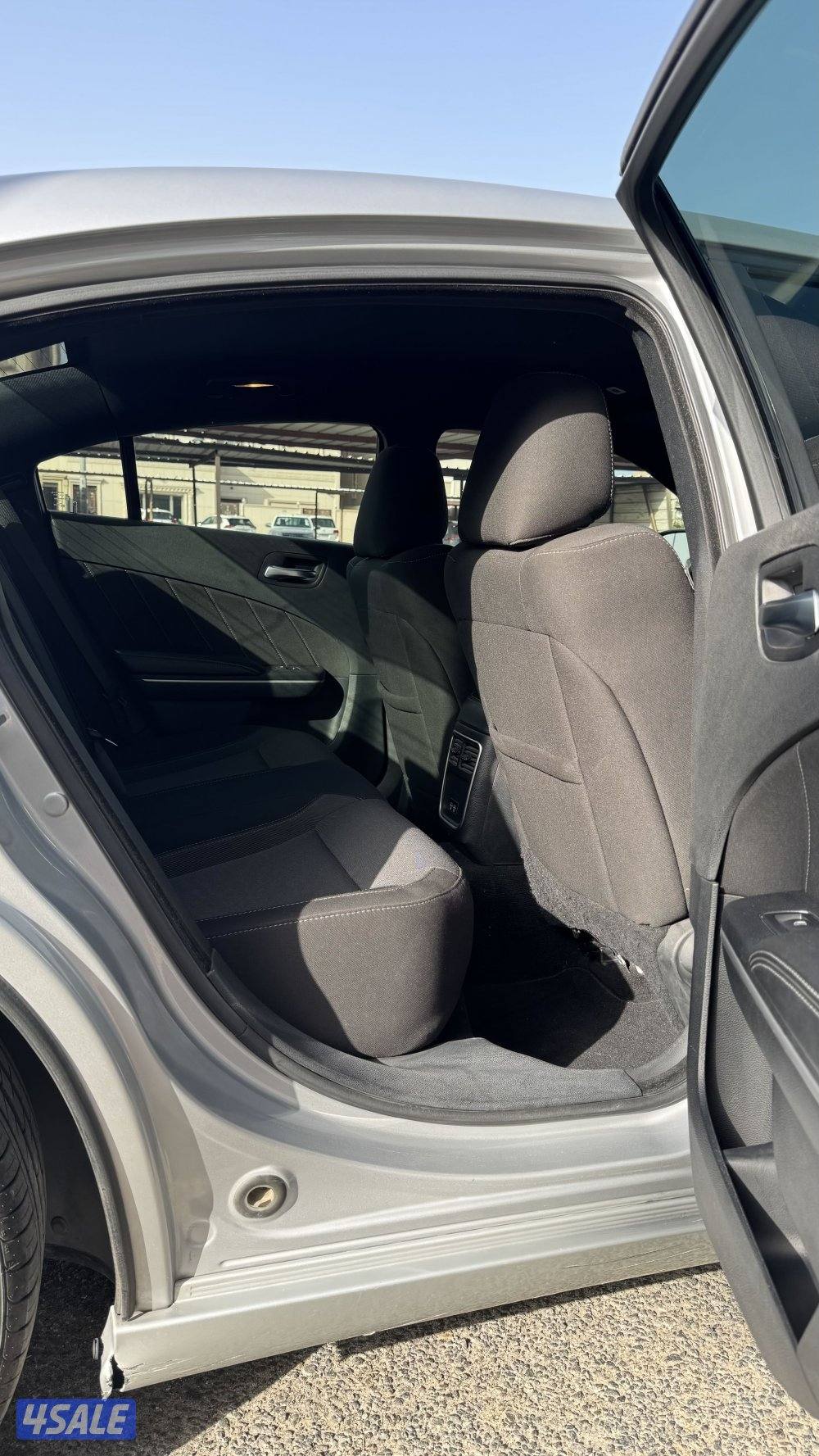 المالك الأول ماشي 162,000 استعمال نظيف جداً وسيرفس وكالة منتظم وشرط الف4