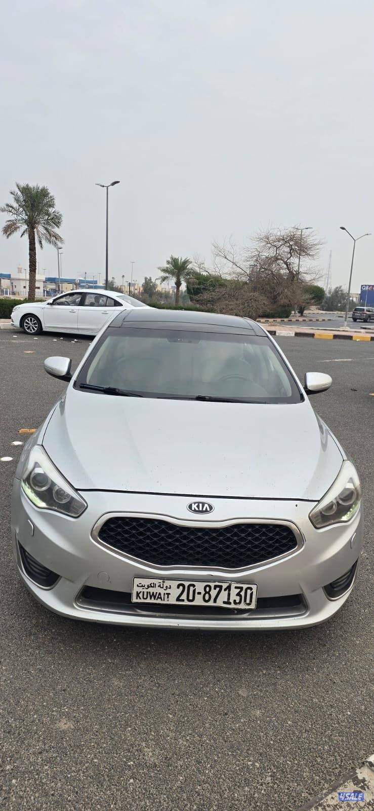 للبيع كادينزا موديل ٢٠١٤ ماشي ٢٣٠ فحص مكينه قير شاصي4