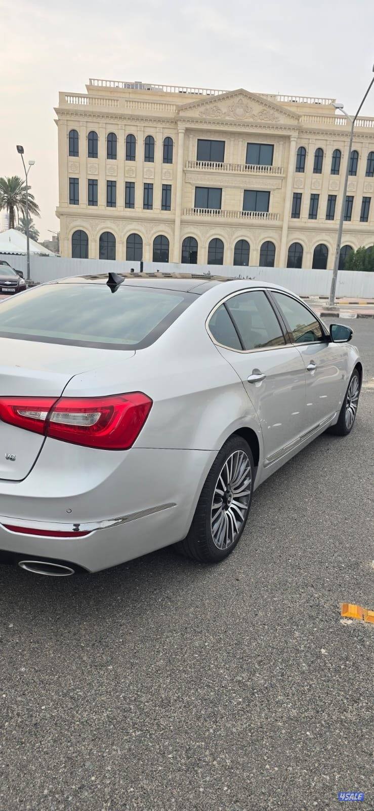 للبيع كادينزا موديل ٢٠١٤ ماشي ٢٣٠ فحص مكينه قير شاصي8