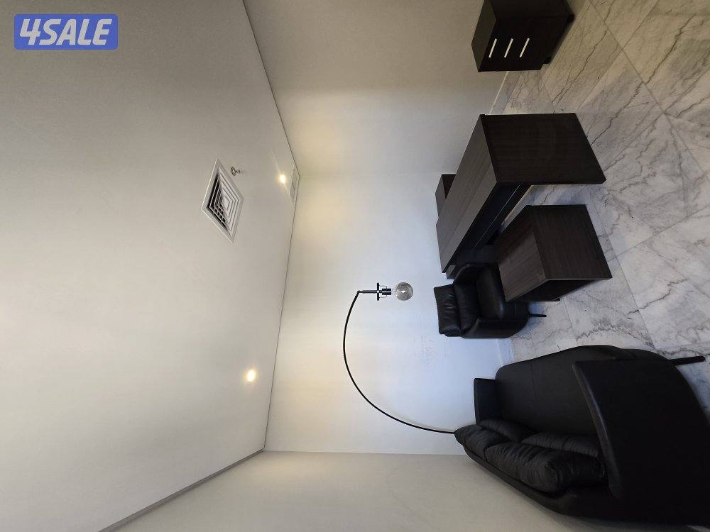 مكتب فخم للبيع0